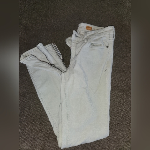 Pilcro and the Letterpress Pants - ANTHROPOLOGIE PILCRO CORDUROY JEANS